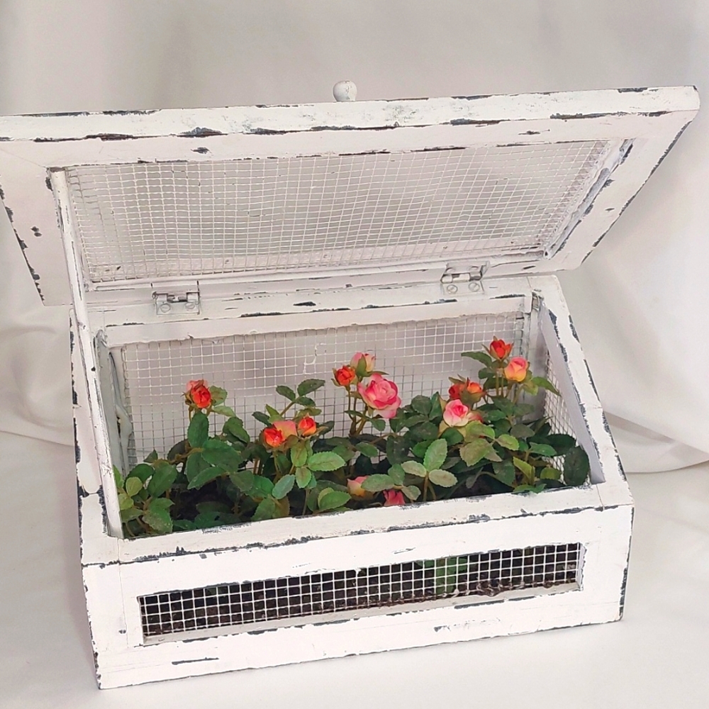 Shabby Cottage Faux Flower Box